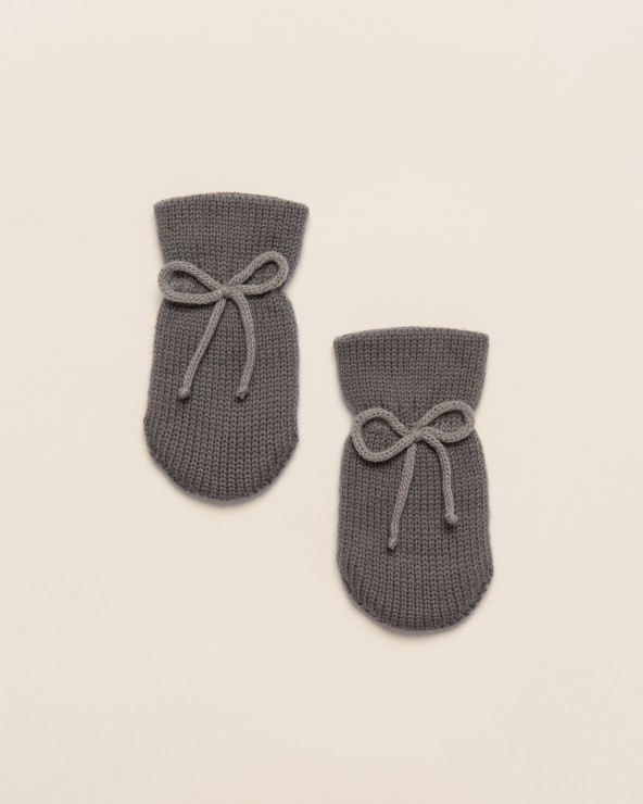 Villased beebi kindad-sokid