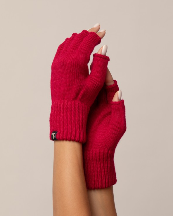 Lahtiste sõrmeotstega villased kindad