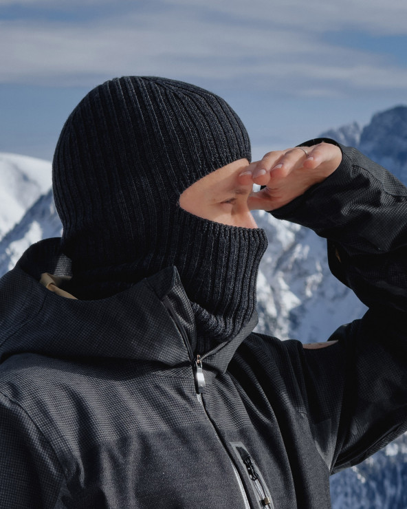 Meriinovillast tuukrimüts